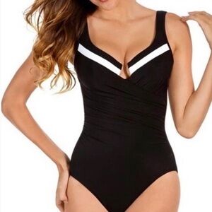 MagicSuit Colorblock One Piece Suit Like New